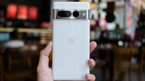 Three to stock new Google Pixel 7 and 7 Pro image